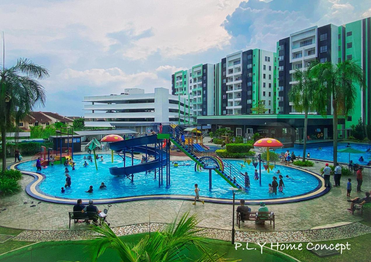 Pangsapuri Crystal Cozy Poolview Netflix Waterpark@ Station 18 *